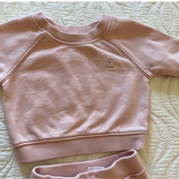 GAP & Rabbit Bear Bundle 0-3 months - Picture 4 of 6